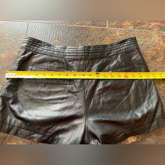 Women’s Trouve’ black 100% leather and fully lined shorts. Buttery soft. Size 10 - Picture 14 of 14